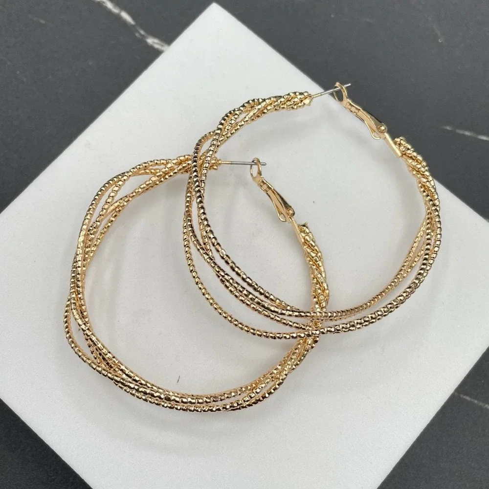 Contemporary Gold-Tone Textured Coral‎ Snake Wire Basket Weave Hoop Earrings